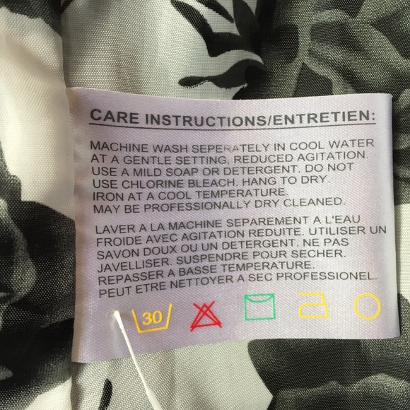 Black Spring/Fall Jacket with rose pattern lining - Picture 6 of 8